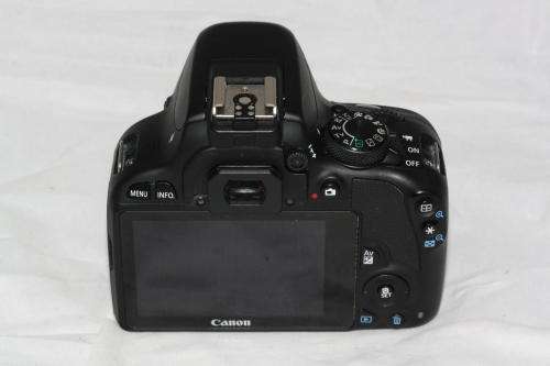 Canon EOS 100D ***for spares or repair***