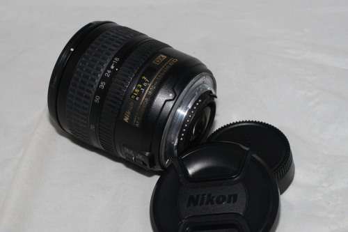 Nikon AF-S DX 18-70mm f/3.5-4.5 G ED