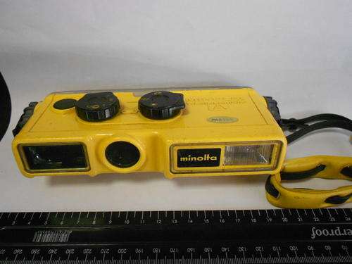 Vintage Minolta weathermatic camera @ CRAZY R1 start