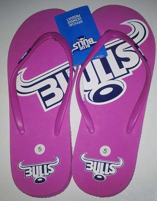 Original Blue Bulls flip flops/slops (Official licences product) SIZE 8 PINK