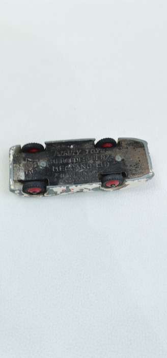 RARE VINTAGE DINKY 237  MERCEDES BEN`S MADE IN ENGLAND MACCANO LTD  RARE CAR!!!!