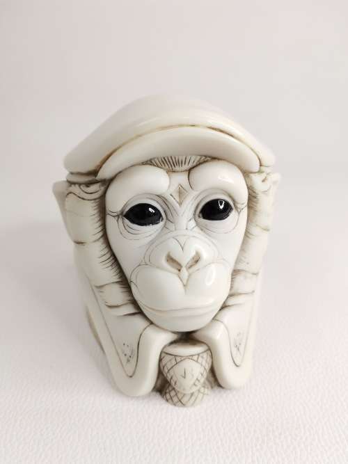 SUPER RARE MOST  DESIRABLE JOHN BICCARD CRUSHED MARBLE  SCULPTURE PIE FACE 10CM TALL!! !!!!
