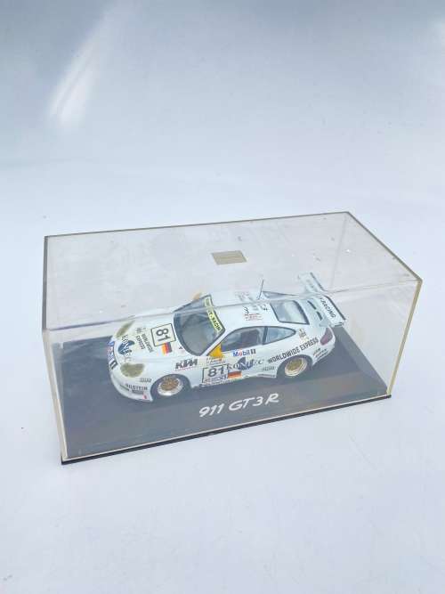 Porsche 911 GT3 R MINI CHAMPS DIE CAST SCALE 1:43!!!!