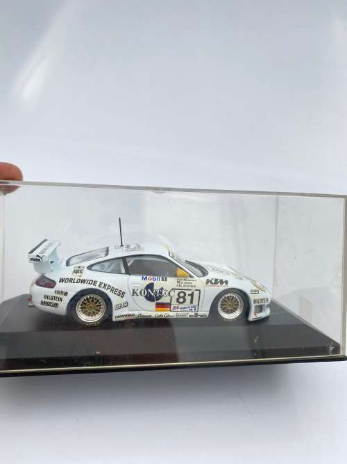 Porsche 911 GT3 R MINI CHAMPS DIE CAST SCALE 1:43!!!!