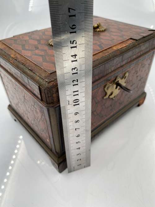 ANTIQUE WOODEN TEA CADDY DAMAGED!!!