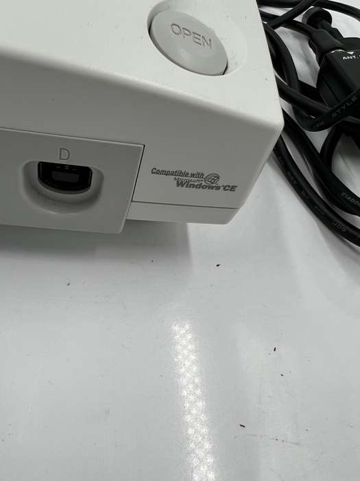 RARE SEGA DREAM CAST IN MINT CONDITION WORKING 100% COMPLETE TESTED WITH 1 GAME !!!!