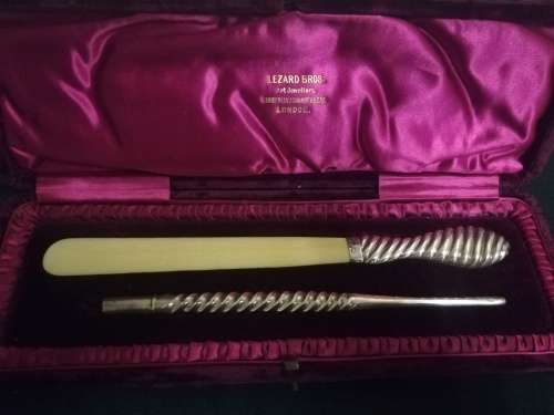 Sterling silver Page turner and nib holder