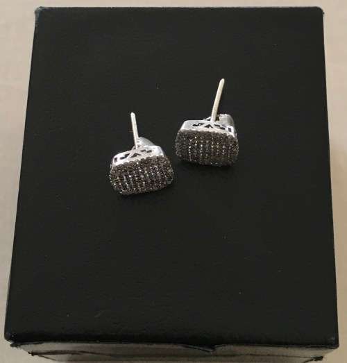 .700Ct Diamond Cluster Earrings. 9k Solid White Gold. G-H / SI2-SI3 * In stock*