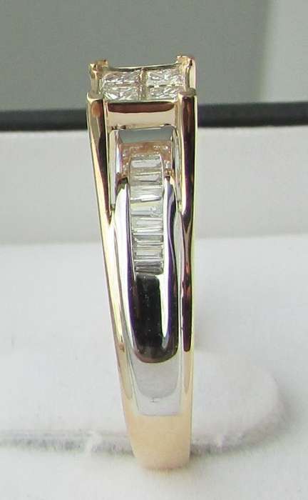 PRINCESS  DIAMOND RING [0.700ct INVISIBLE SETTING WHITE/YELLOW- with CERTIFICATE