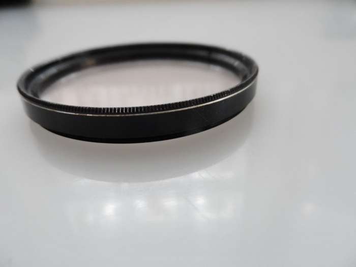 IZUMAR  1A 52 mm SCREW IN FILTER , NO CRACKS, OR SCRATCHES R25.00