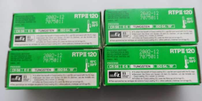 FUJICHROME PROFESSIONAL, 64T,TYPE II TUNGSTEN RTP II 120 36 , BATCH 7075 011 ,EXPIRED 20002-12    X4