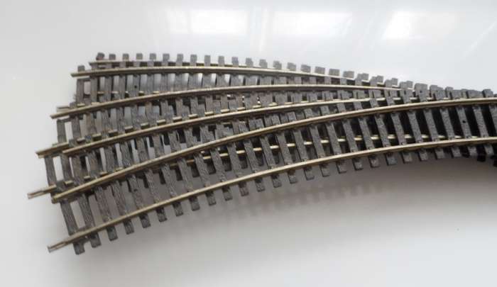 HO RAIL TRACKs , HORNBY, 6 X 360 mm / 15  ins , CURVES R609.