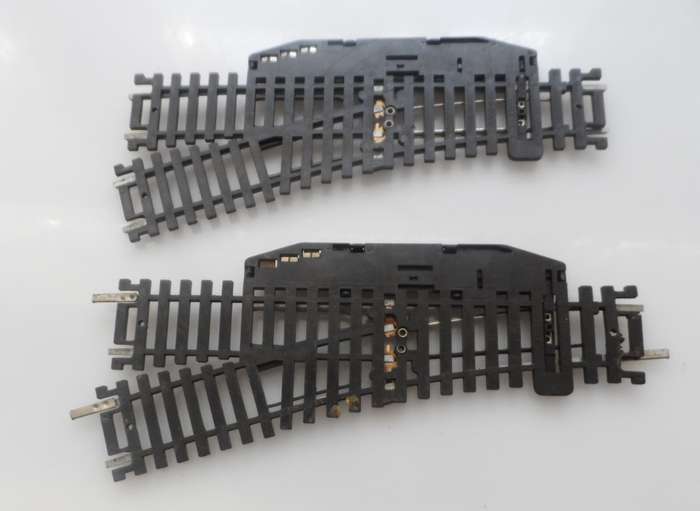 HO RAIL TRACKs , LIMA ITALY ,2 X LEAD IN POINTS
