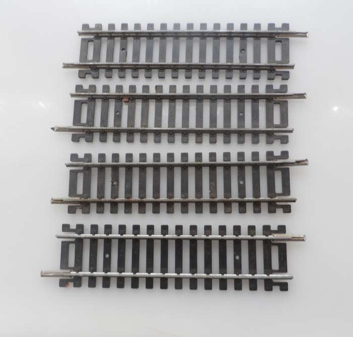 HO RAIL TRACKs , LIMA ITALY , 4 X  mm111 , STRAIGHT TRACKS