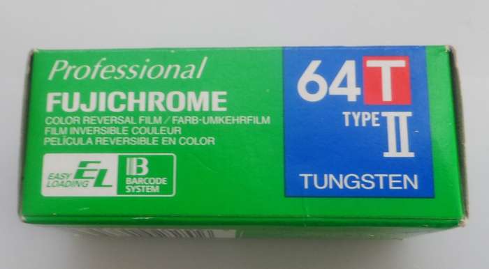 FUJI PROFESSIONAL, FUJICHROME ,64 T, TYPE II ,  BATCH 7075011 ,EXPIRED 2002-12 FILM ROLLS X 1