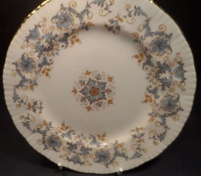 PARAGON  replacement cake  / side plate     '  TUSCANY  '