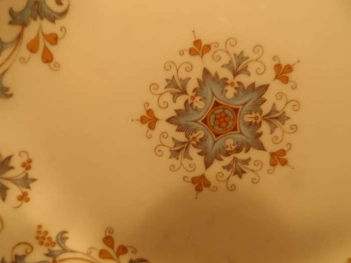 PARAGON  replacement cake  / side plate     '  TUSCANY  '