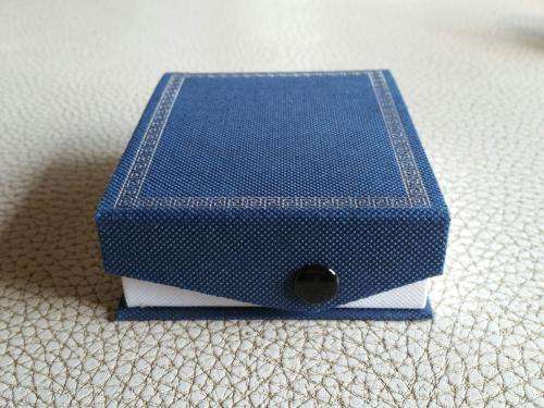 Storage - Gift Jewellery Box   9cm x 7cm NEW