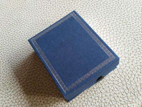 Storage - Gift Jewellery Box   9cm x 7cm NEW