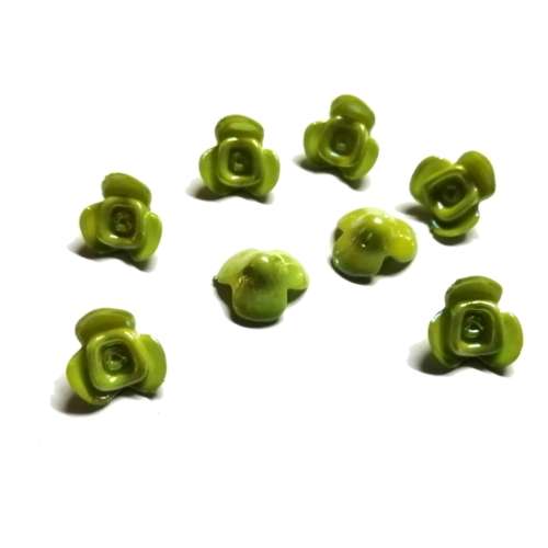 Beads / Acrylic Beads - 12mm -  8 pcs - light green - Ceramic Optic Roses- for jewellery crafting