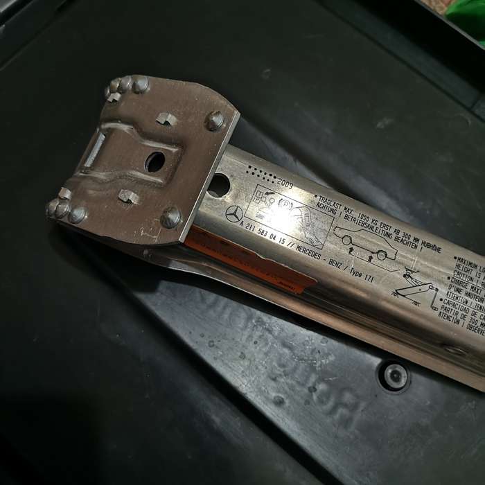 MERCEDES JACK Fits E, C , SLK & CLK E JACK. Full Aircraft Aluminium. Original by Storz