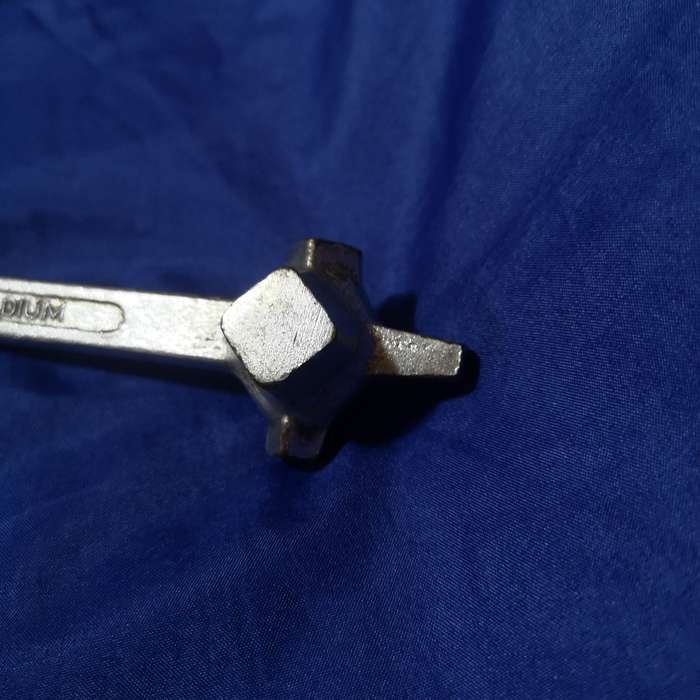 Original Heyco: Drain Plug Wrench 495. High Quality Chrome Vanadium