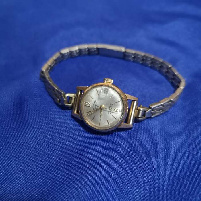 Ladies Vintage Rotary Watch for Women. 17R Incabloc Automatic. Date window. Working condition