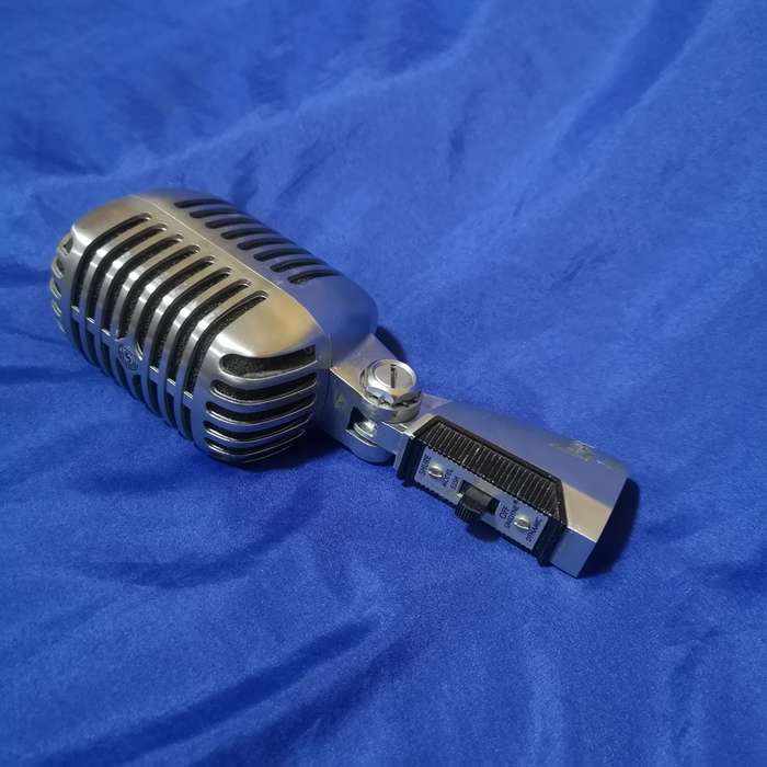 Shure 55SH Series II Iconic Unidyne Vocal Microphone (The Elvis Microphone) used