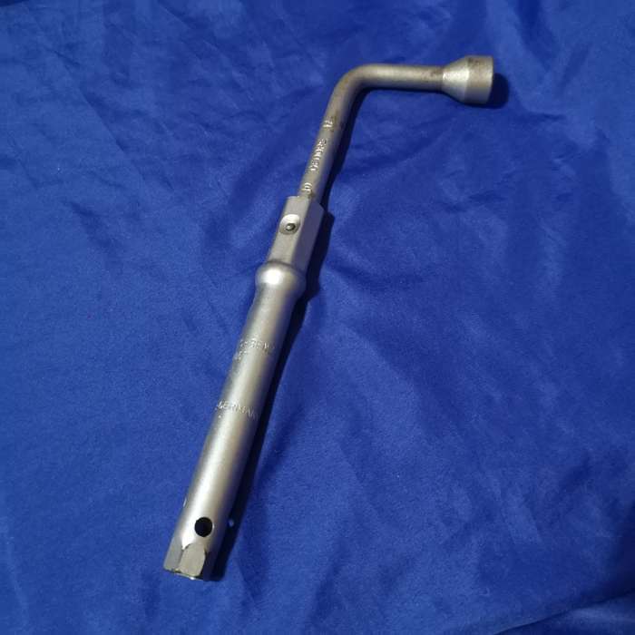 Mercedes Benz Matador Spark Plug Wrench, Heyco multi-tool # 1235810067 with Gedore 10 17 Multi tool