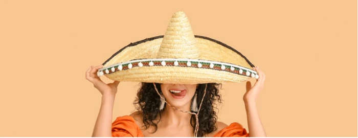Sombrero Traditional design- large around 21`` or 52cm diameter. Was used as a prop on a photoshoot.