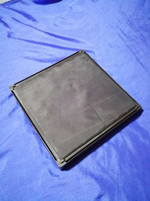 Ring display tray for 12 rings