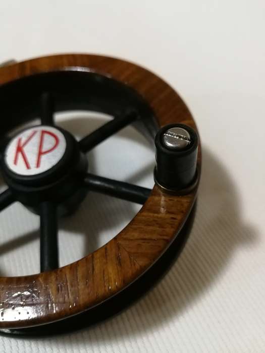 KP Reel Deluxe 4` Spinning Reel