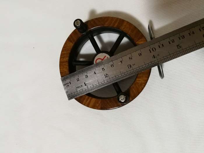 KP Reel Deluxe 4` Spinning Reel