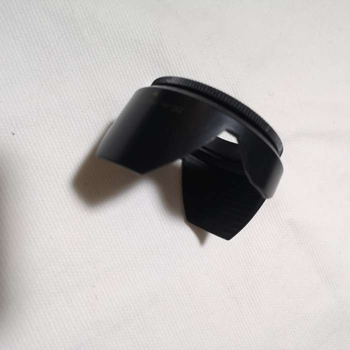 Lens Hood- Petal 52mm  (Generic)