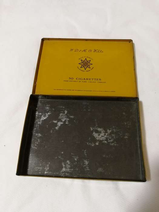 WILL`S GOLD FLAKE VINTAGE CIGARETTE TIN. Wills Bristol & London