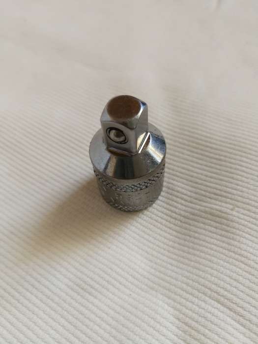 Kennedy 3/8 SQUARE MALE ADAPTOR to 1/2 SQ DR
