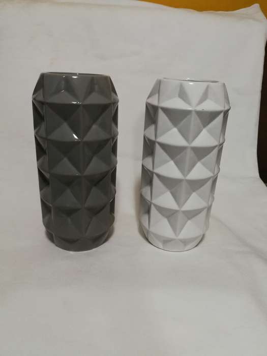 Vases, Arty and Avant-garde