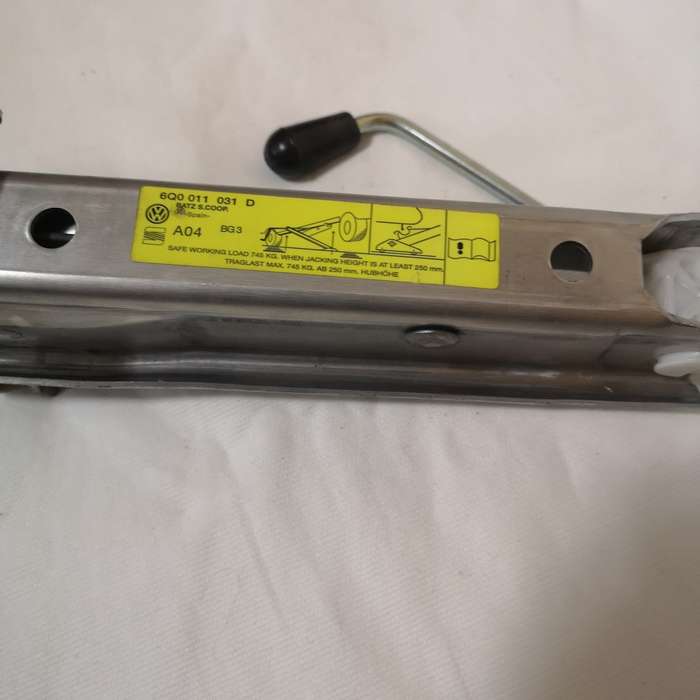 VW/ Audi/ Seat Polo 6/ Gti- Jack Original- Aircraft Aluminium- Lightweight but strong