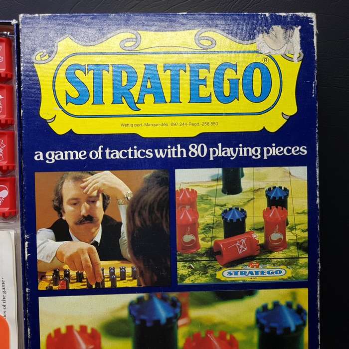 Original 1980 Vintage Stratego Board Game!!! (Boxed, Complete)