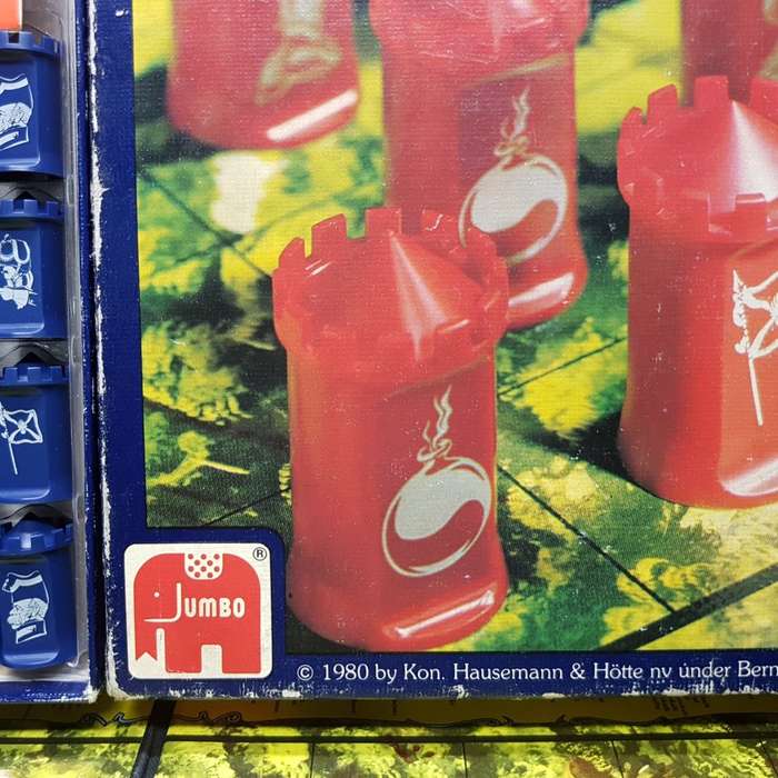 Original 1980 Vintage Stratego Board Game!!! (Boxed, Complete)