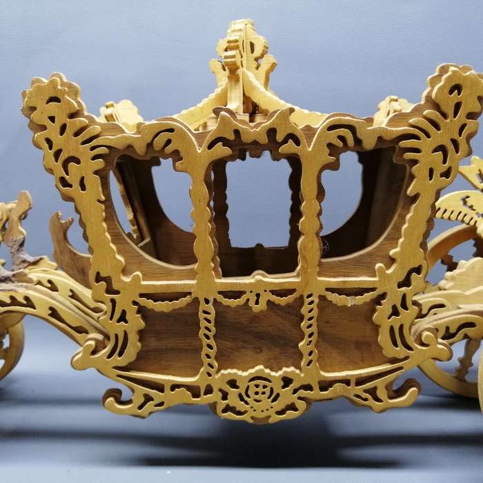 RARE!!! LARGE Handcrafted Wood Model of The Queens Gold State Coach!!!