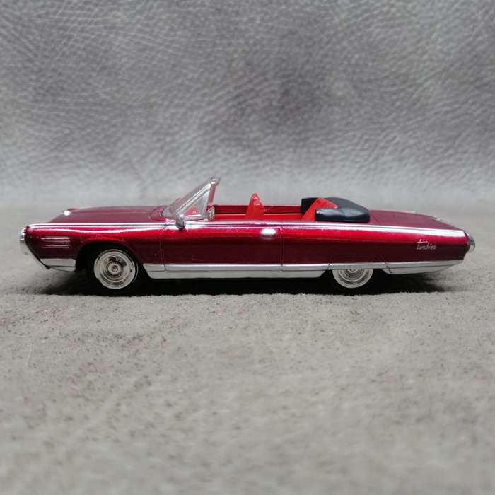 Die Cast Metal Chrysler Turbine Car Scale 1:43!!!