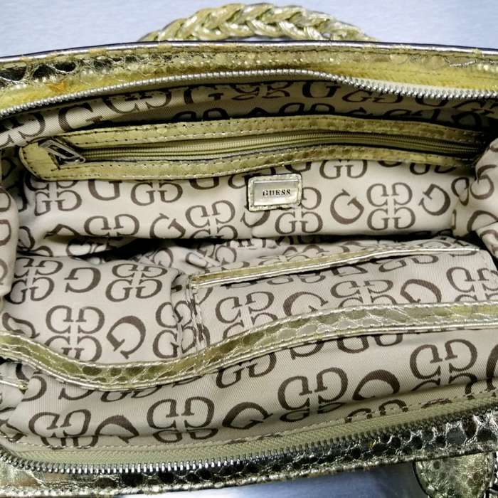 Super Cool!!! Original Guess Los Angeles Hi Quality Ladies Hand Bag!!!