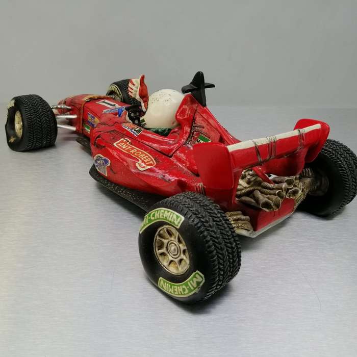 Fantastic!!! LARGE Original Limited Edition Guillermo Forchino F1 Racing Car!!! Approx. 500mm