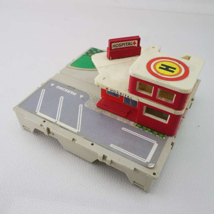 Original 1980's Micromachines Travel City Fold Up Hospital Play Set!!!