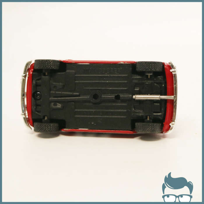 Detailed Die Cast Metal Mini Racing Car Scale 1:43
