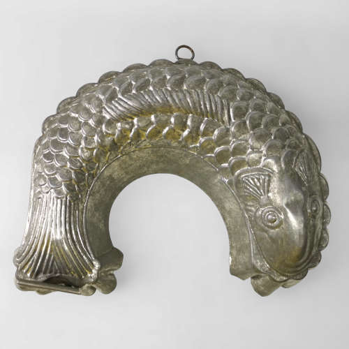 Vintage German Tin Fish Jelly or Cake Mold!!!