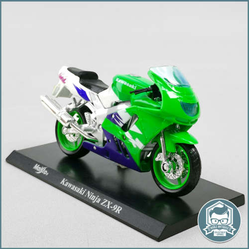 Detailed Die Cast Maisto Kawasaki Ninja ZX-9R Scale 1:18!!!