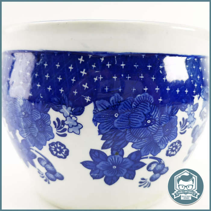 Original Oriental Blue and White Porcelain Planter!!!