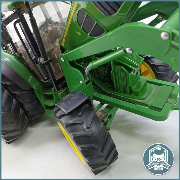 LARGE ERTL Britains Big Farm John Deer Tractor Front Loader!!!